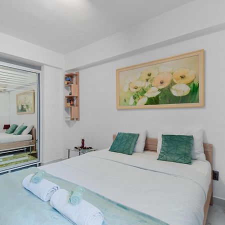 Central Studio Emerald Apartment Букурещ Екстериор снимка