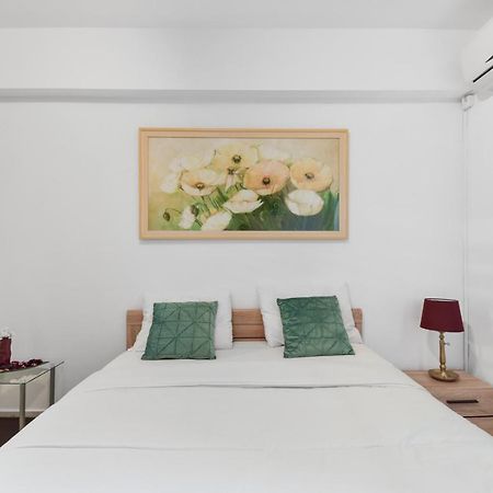Central Studio Emerald Apartment Букурещ Екстериор снимка